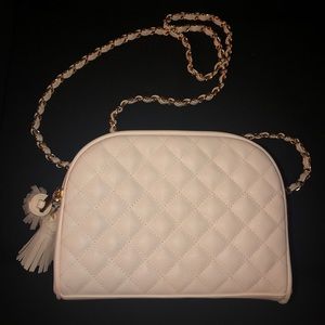 Quilted chain crossbody purse